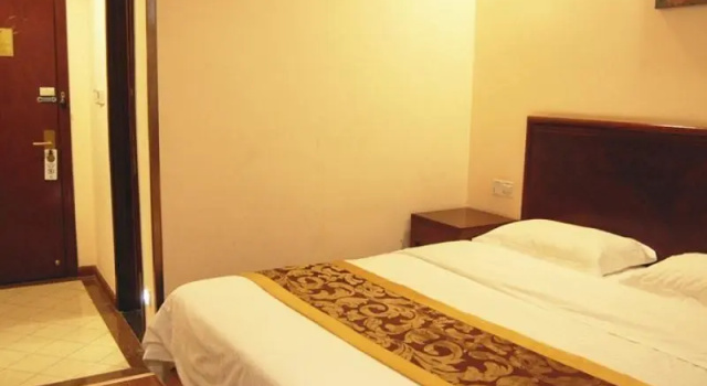 Двухместный номер Standard GreenTree Inn Bajiao (E) Street Express Hotel
