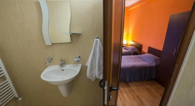 Двухместный номер Standard с балконом Kris Hotel