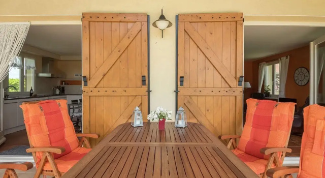 Spaciosu Holiday Home in Sadillac with Swimming Pool, Prenota Hotel Sadillac Red Perigord