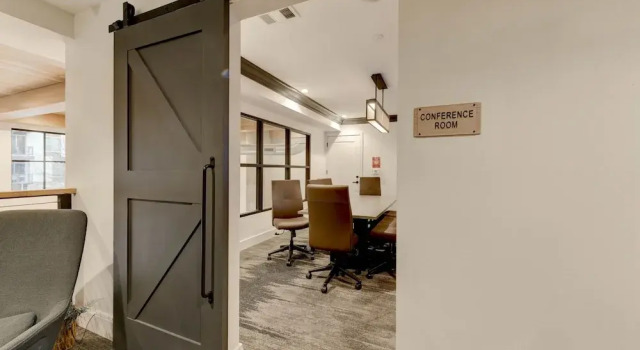 Hitop Real Estate Ventures, Book Apartment Austin Greater Austin, near Hancock Shopping Center