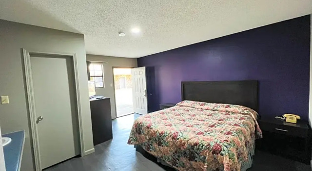Deluxe inn, Забронировать Отель Отели и гостиницы Бошьер-Сити, рядом с Bossier Civic Center, Отель