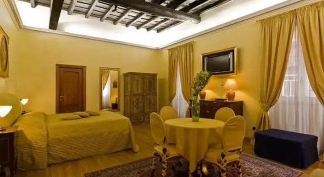 Трёхместный номер Standard Cenci Bed & Breakfast Fontana di Trevi