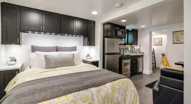 Студия Aspenwood Manor South