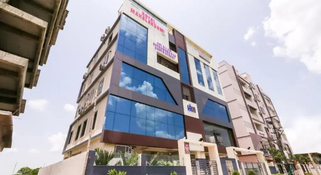 Hotel Royal Mahalakshmi Inn by OYO Rooms, Rezerwuj Hotel Guntur Andhra Pradesh