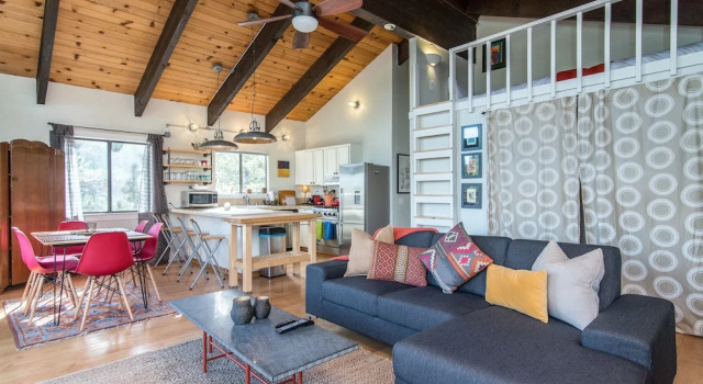 Alder Creek Cabin 2Br 2Ba, Забронировать Дом для отпуска Траки Скво-Вэлли, рядом с Гольф-клуб Tahoe Donner