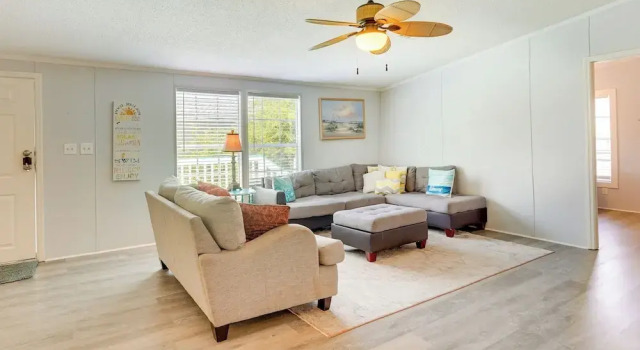 2 Blocks to Beach! Family-friendly Home in PCB