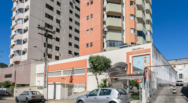 Studio Moderno Com Piscina No Rooftop #ca48, Забронировать Отель Флорианополис South of Brazil, рядом с Esteves Junior Square