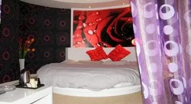 Laiyin Junting Business Hotel, Prenota Hotel Zibo Shandong