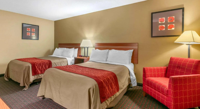 Четырёхместный номер Standard Rodeway Inn Rapid City North