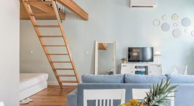 Апартаменты с балконом и с видом на город Look At Me - Serviced Lofts & Studios