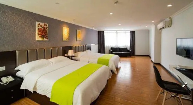 Jinchi Business Hotel, Rezerwuj Hotel Hotele w Jiangmen z parkingiem, Parking