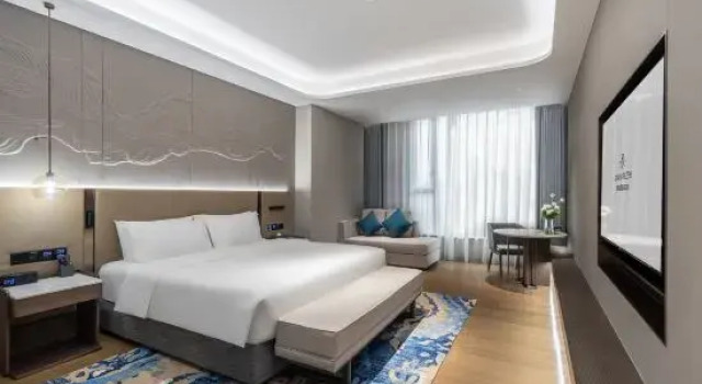 Люкс Grand Rezen Hotel Castfast Dong Guan
