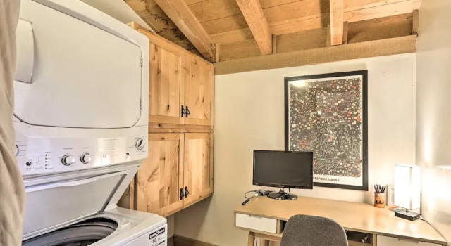 Апартаменты с 2 комнатами с балконом 1 Mi to Northstar California: Truckee Townhome!