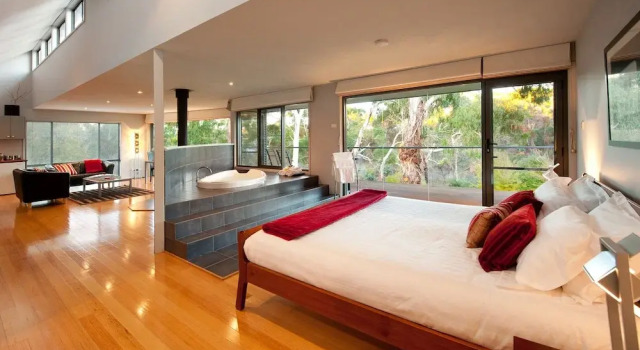 Dee Jays Studio, Book Hotel Hepburn Springs 