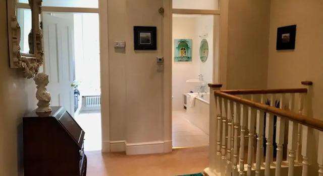 Broughton Place Apartment, Забронировать Апартаменты/квартира Бротон Эдинбург, рядом с Железнодорожный вокзал Эдинбург-Уэверли