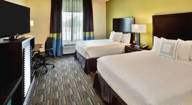 Четырёхместный номер Standard Fairfield Inn and Suites by Marriott Austin Northwest/Research Blvd