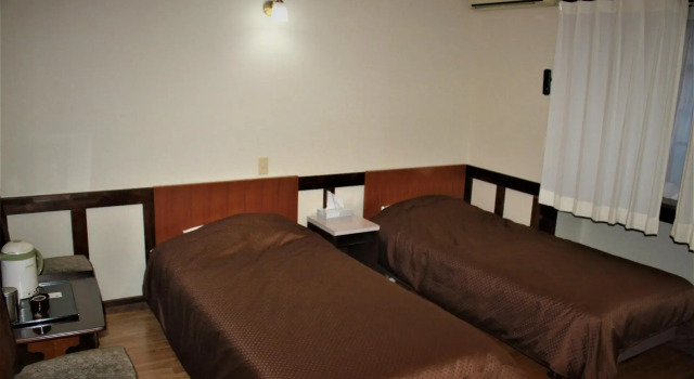 Pension EastMountain Hakuba, Boek Hotel Hakuba 