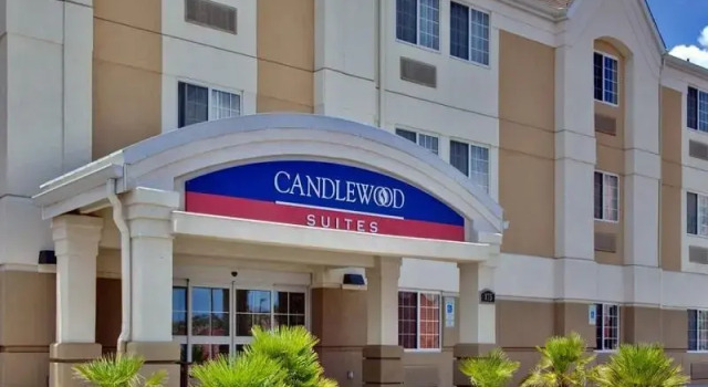 Кровать в общем номере Candlewood Suites Nogales by IHG