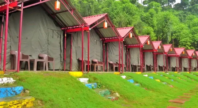 Camp in Shivpuri, Rezervovat Hotel Shivpuri Uttarakhand