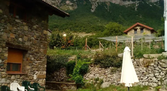 Apartamentos José Luis, Book Apartment Hotels in Aragon with Parking, Parking