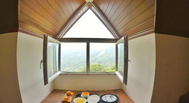 Люкс Luxury Shola Crown Resort - Munnar