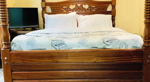 Standart oda Nairobi Inn