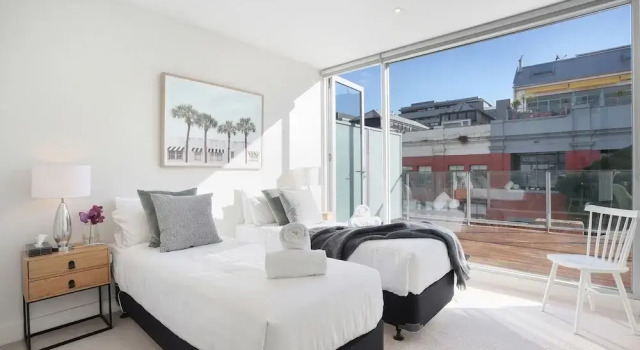 StayCentral - Collingwood Penthouse, Забронировать Апартаменты/квартира Коллингвуд Мельбурн
