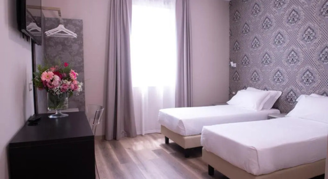 Трёхместный номер Standard Hotel Della Rosa