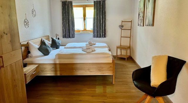 Entspannen Sie im Apfel Stadl in den Bergen, Varaa Huoneisto Hotellit Baijeri pysäköinnillä, Pysäköinti