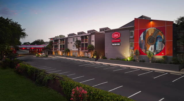 Aiden Austin City Hotel, Buchen Sie Hotel SPA-Hotels in Greater Austin, SPA