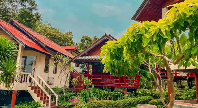Коттедж Tanouy Garden Resort Koh Phangan