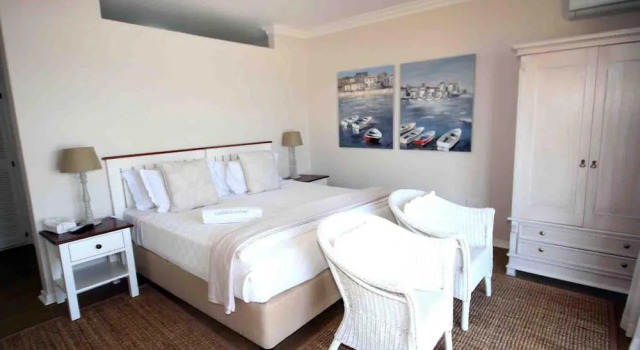 Fairlight Beach House