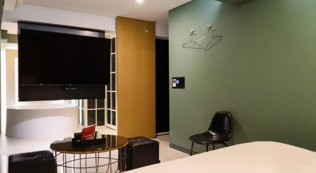 Двухместный номер Deluxe Shinchon Wol Hotel