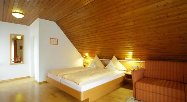 Двухместный номер Standard с балконом Hotel-Restaurant Gasthof Adler