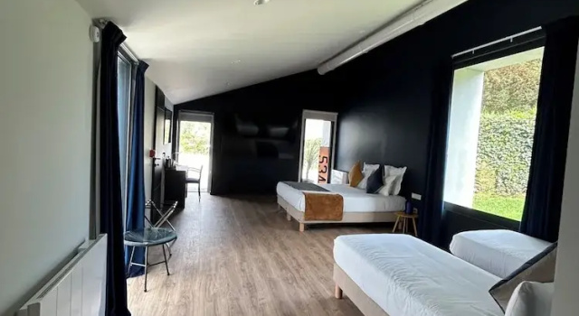 Семейный номер Standard HOTEL LA MARINE