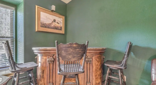 Коттедж с 3 комнатами Charming Home w/ Patios, Near Ruidoso Downs Casino