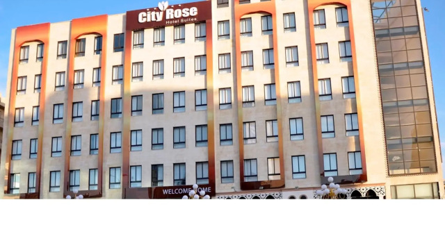 Полулюкс City Rose Hotel Suites
