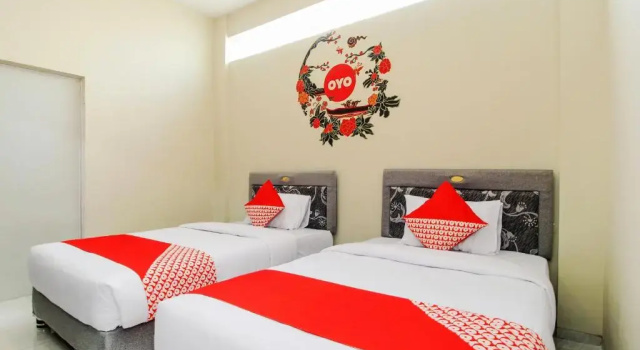 Standard Twin room OYO 168 K-15 Residence
