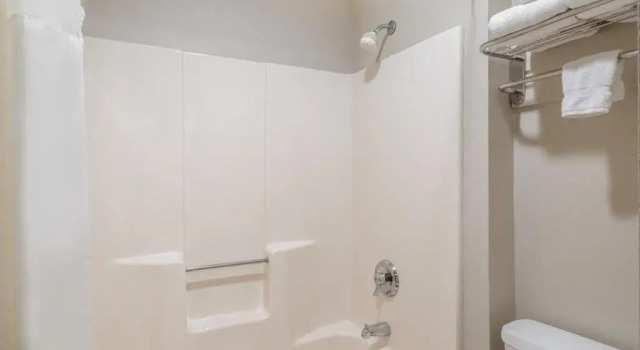 Номер Standard Sleep Inn Champaign North - Urbana