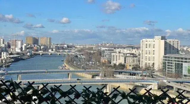 seen Seine duplex apartmen F4, Забронировать Отель Шарантон-ле-Пон 12-й округ: Берси