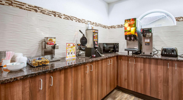 Howard Johnson Express Inn - Franklin