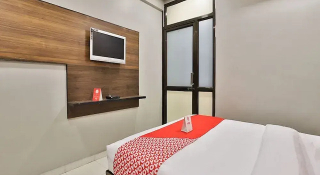Hotel Amber, Rezerwuj Hotel Saraspur 