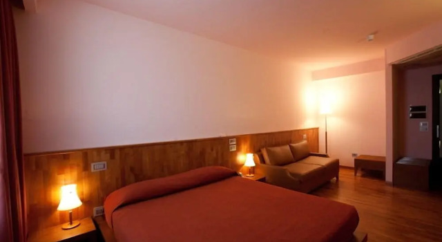 Трёхместный номер Standard с балконом don guglielmo panoramic hotel & spa