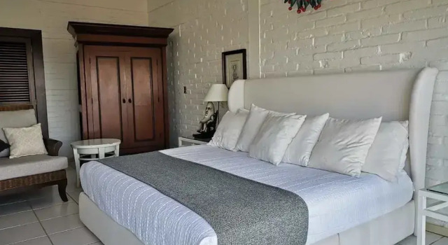 Casa Galeria by Sergio Bustamante, Book Vacation Home Puerto Vallarta Jalisco