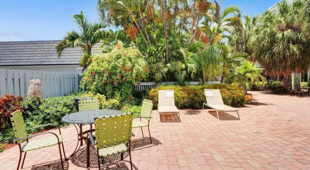Четырёхместный номер Standard Plaza Hotel Fort Lauderdale