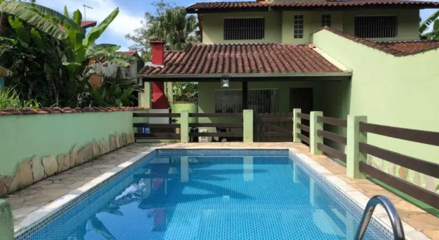 CASA 3Quartos-Condominio Verde Mar -Piscina Privativa- Wiffi -Praia da COCANHA !!! Próx à divisa com UBATUBA !!!