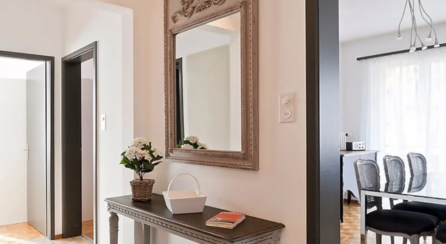 Large Suite 34623