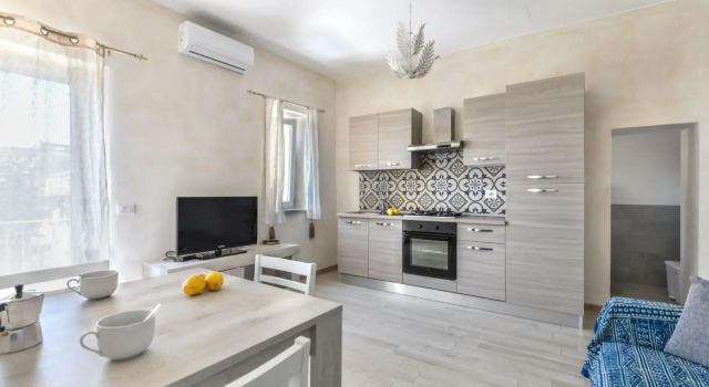 Two-room apartment with beautiful sunset view balcony over Stella Gulf-Casa Bellavista, Book Apartment Capoliveri Elba