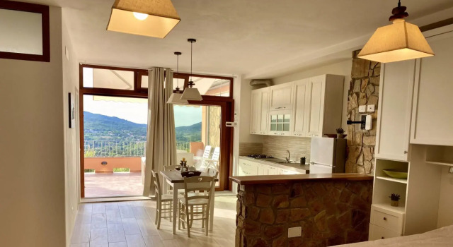 Lovely two-room apartment, newly opened, in a semi-detached villa in a panoramic position.-Villetta Zuccale 4, Book Apartment Capoliveri Elba