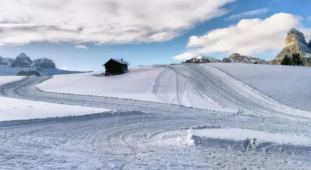 Апартаменты Brand new 70sqm Apartment 1 km From Lake Carezza in the Dolomites Italy